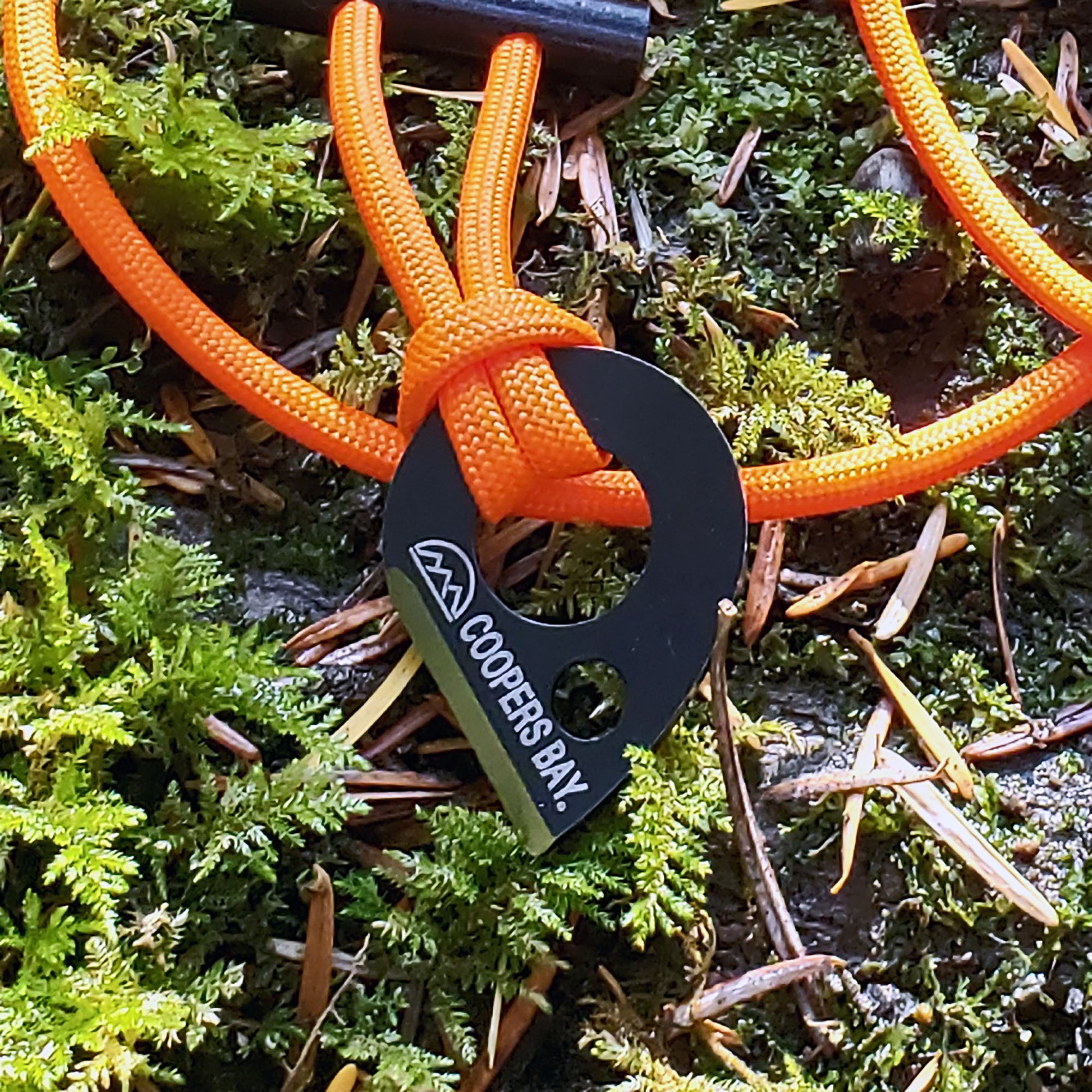 necklace style ferro rod striker