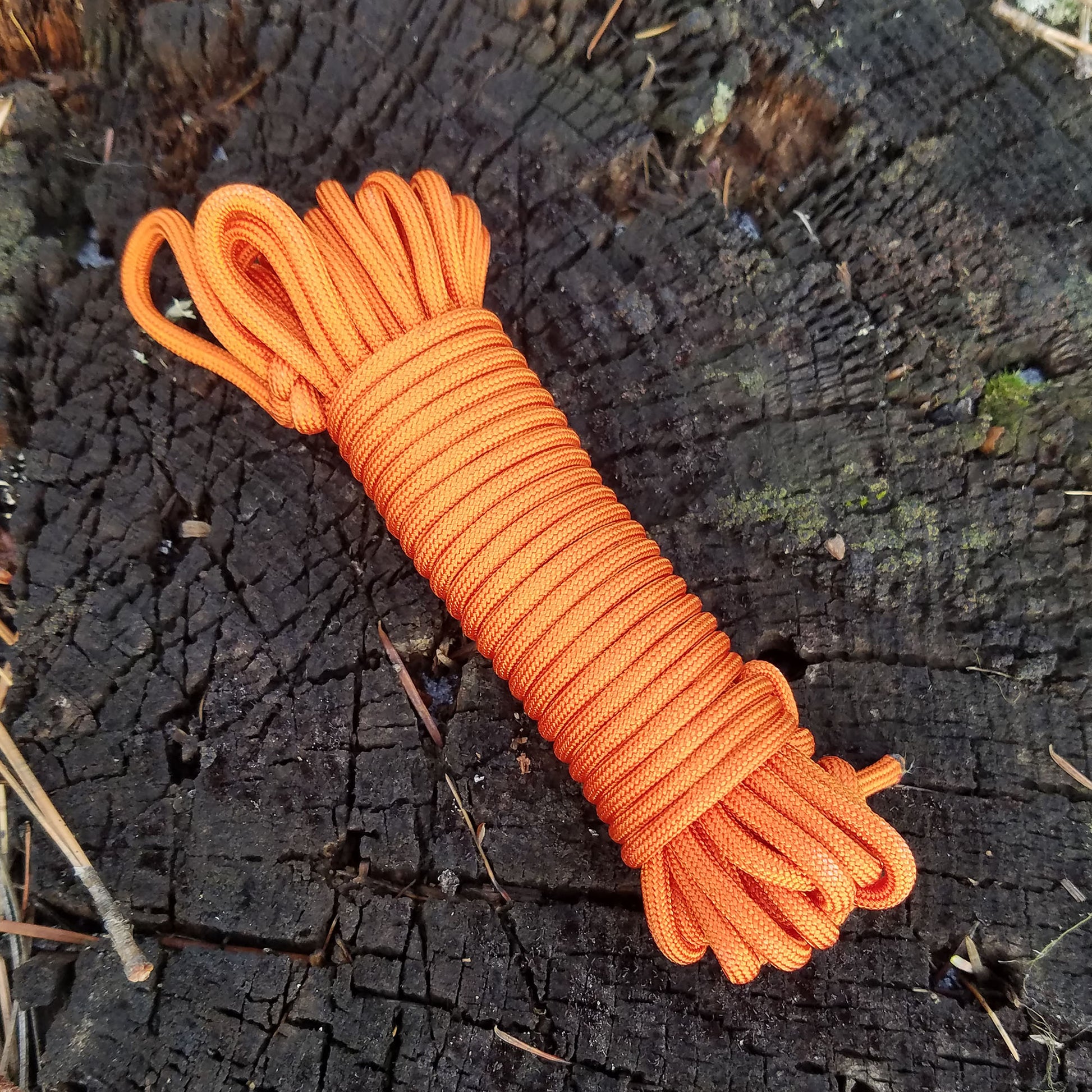 Coopers Bay paracord hank. Color: Orange