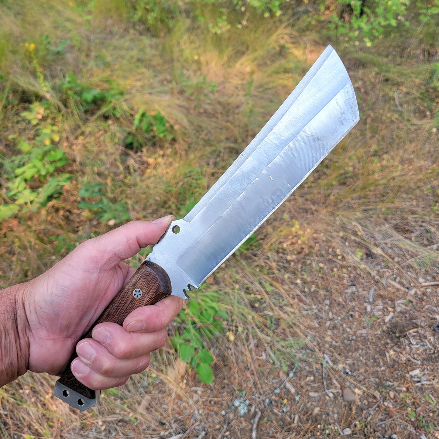 Bushcraft Chopper Knife - Large Baton Blade for Camping/Hiking/Survival