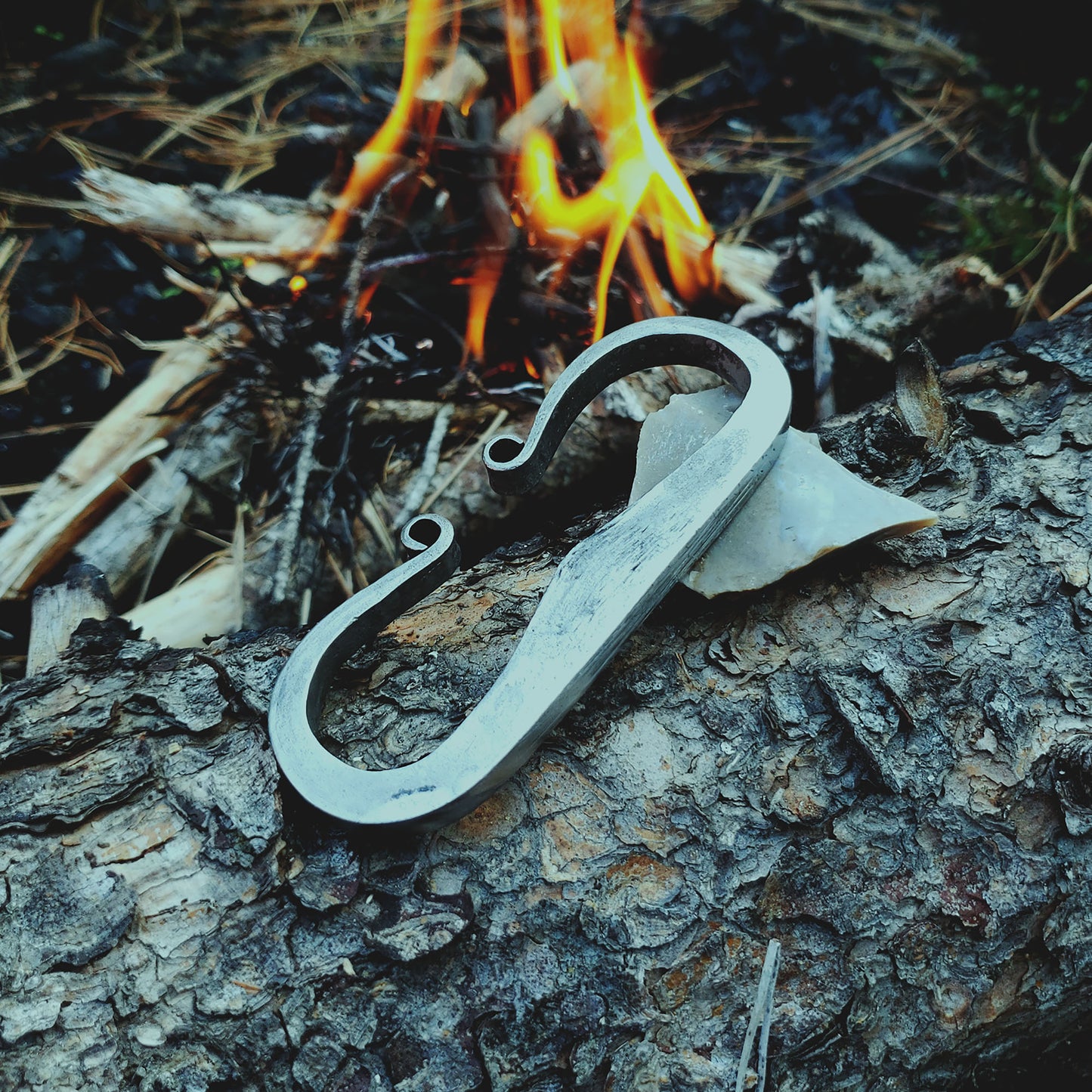 traditional flint and steel firestarting