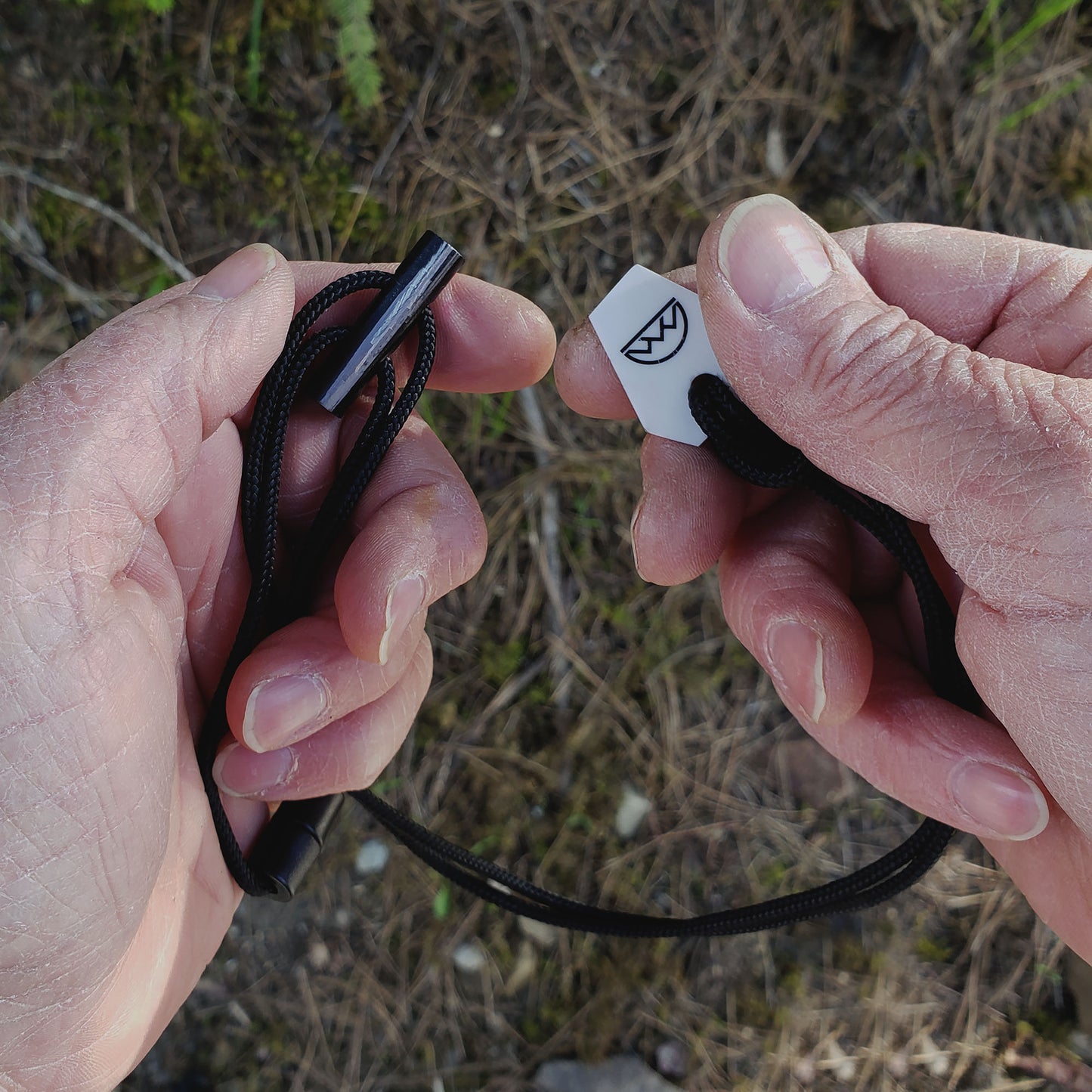 Emergency Fire Starter Necklace - Ultra Lightweight Mini Ferro Rod with Ceramic Striker & Neck Lanyard