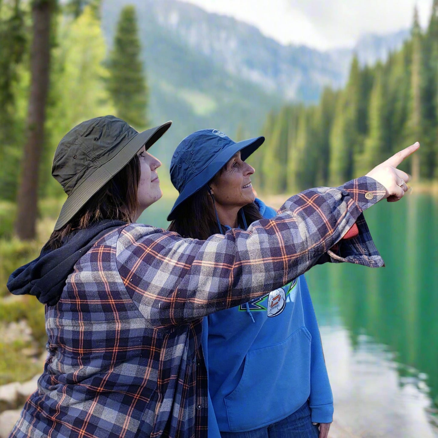 lightweight sun hats for camping or hiking