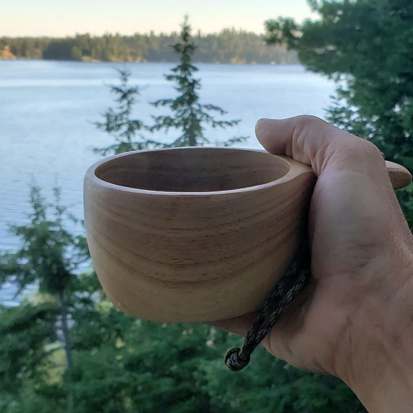 natural wood cup for camping and backyard leisure