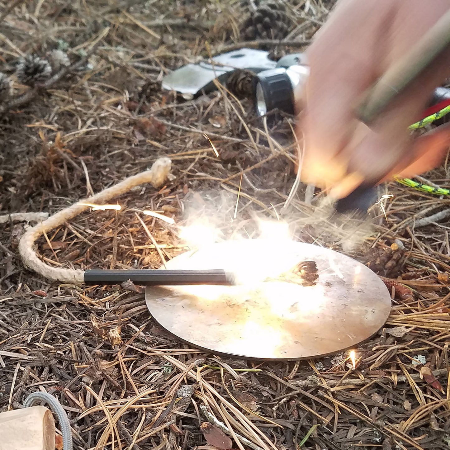 Coopers Bay ferro rod and tinder