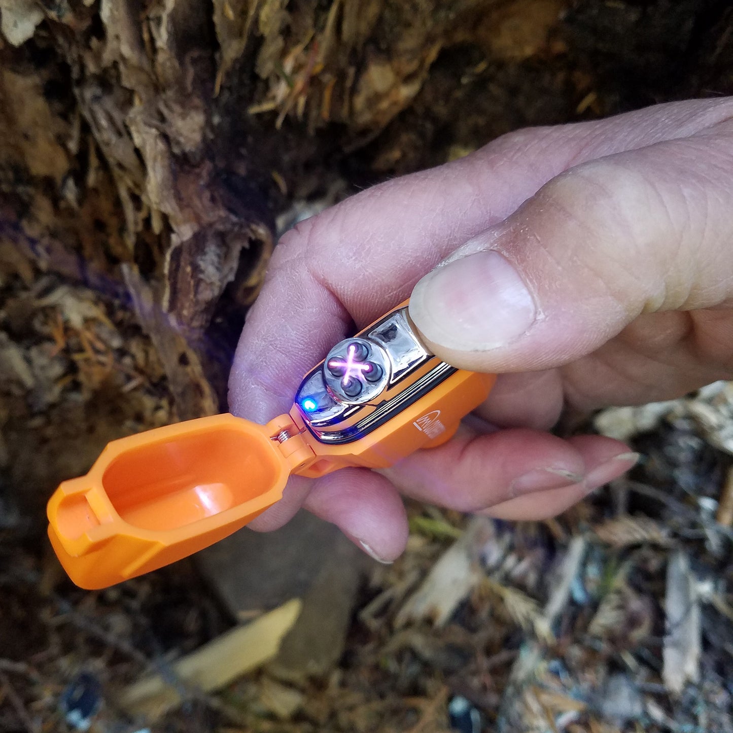 PyroStryke rechargable arc lighter / flashlight combo